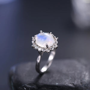 GEM'S BALLET 3.24CT 8X10mm Oval Cut Moonstone Unique Cluster Halo Engagement Rings in 925 Sterling Silver Women's Gemstone Ring