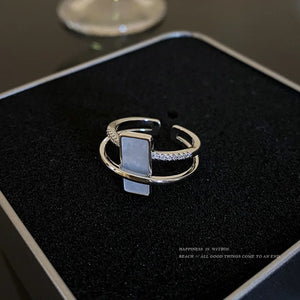 Unique Design Elegant Delicate Exaggerated Lines Ring Jewelry