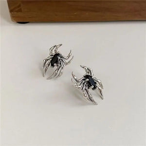 Silver Color Spider Stud Earrings for Women Unique Design Punk Personality Female Small Earrings Black Enamel Fashion Jewelry