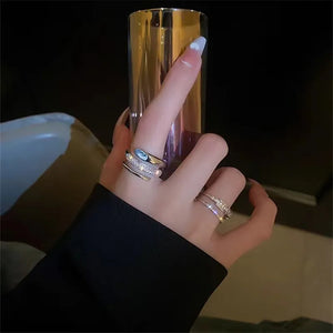 Unique Design Elegant Delicate Exaggerated Lines Ring Jewelry