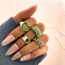 Load image into Gallery viewer, Vintage Pink Green Color Resin Flower Love Heart Rings