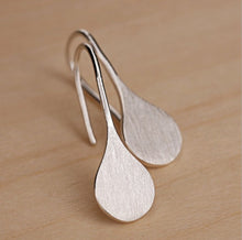 Load image into Gallery viewer, Minimalist Silver Cute Animal Stud Earrings