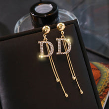 Load image into Gallery viewer, Tassel Luxury Drop  Earrings